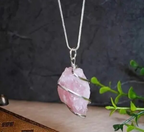 1 Rose Quartz Raw |Crystal Healing Pendant|Attracts Positive Energy and Love,release negativity, reduce emotional stress, and promote inner peace.